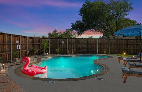 Palm Springs Pool & Game Room! - Foto 40