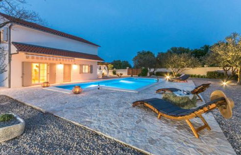 Awesome Home In Polaca With Kitchen - Foto 18