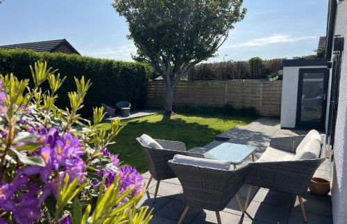 Stylish, Dog Friendly Coastal Bungalow With Garden - Foto 49