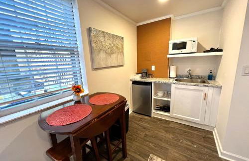 Private, Cozy Studio in Downtown Stamford, CT - Foto 11