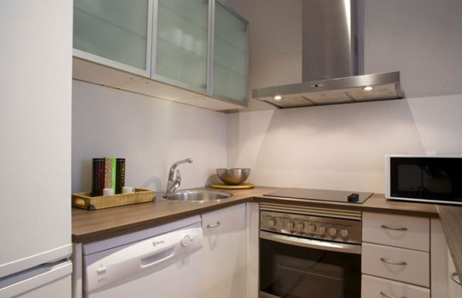 BarcelonaForRent Urban Town Suites - Photo 32