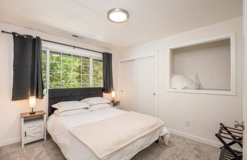 Updated Large River Front Home with Hot Tub - Foto 22