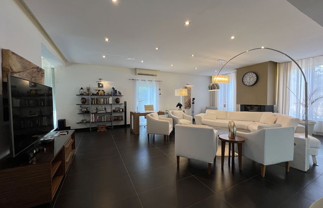 The Lake Villa Mountains & Sea view - Foto 40