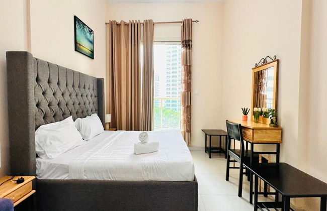 OYO 1233 Home Elite 1 Residence Sports - Photo 1