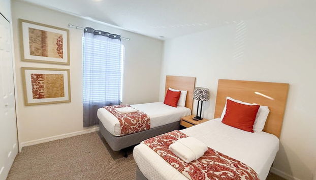 Upstay Spacious 3BR Home w Resort Access - Foto 5, Habitación