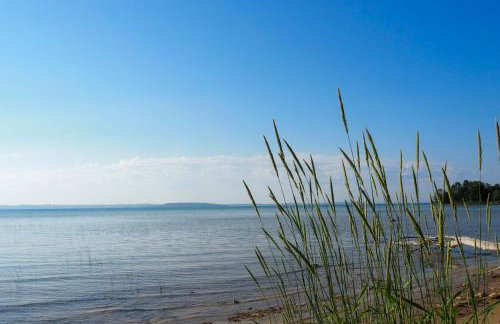 Hot Tub and Fire Pit Suttons Bay Home Near Wineries - Foto 41