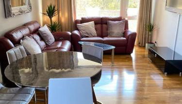 Entire flat, comfortable 2 double bedrooms - Foto 2