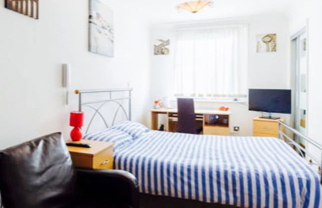 Beautiful City Centre Apartment - Photo 1