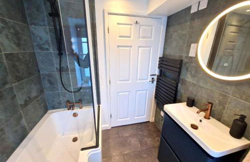 Great location very spacious. Sea and castle view - Foto 41