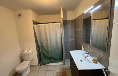 Charmant duplex à Montpellier pour 4 personnes, wifi, parking et tramway - Foto 10