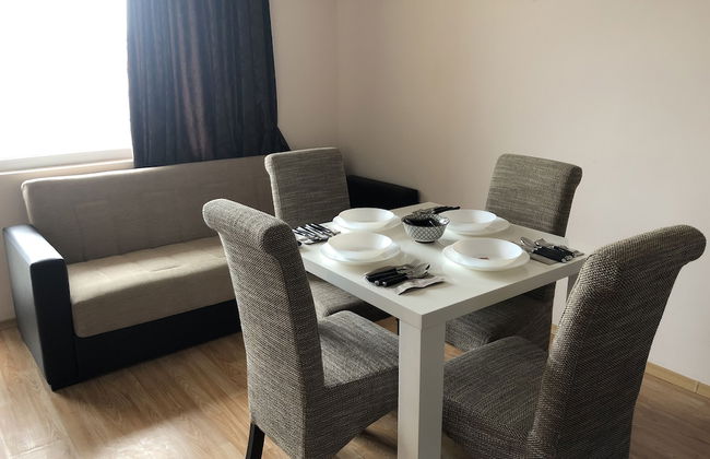 Palace Deluxe Hotel - Foto 13