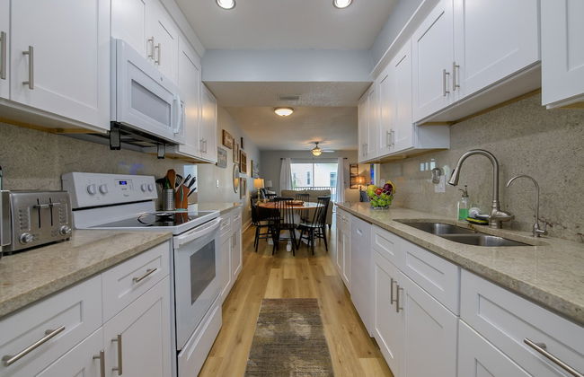 Bayview Beach Condo - Foto 5