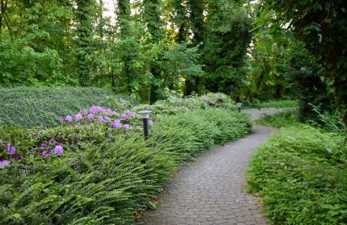 Stilvolle Wohnung mit Balkon & Parkplatz - Foto 26