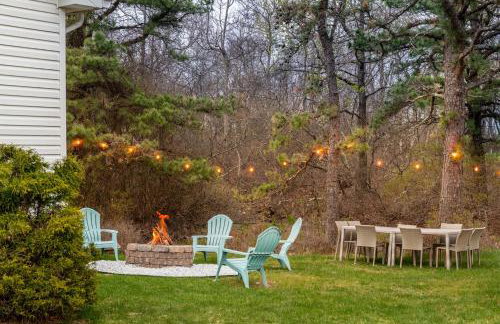 Emerald Lakes Poconos Retreat Game Room, Firepit & Sleeps 10 - Foto 77