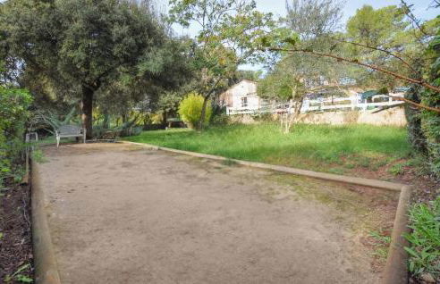 Cozy Home In Besse-Sur-Issole - Foto 12