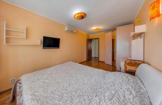 InnHome Apartments on Vorovskogo 36b - Photo 19