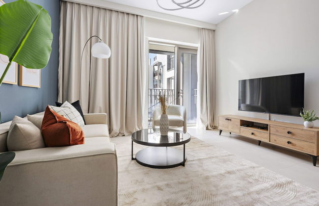 Silkhaus Summer Towers Creek Harbour - Photo 17