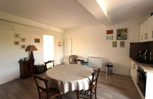 Joli appartement avec balcon au coeur de Forcalquier - Foto 4