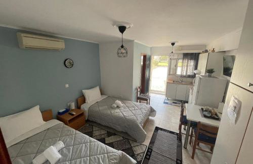 Flo's Apartments - Foto 4