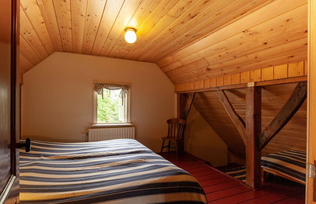 Cozy Apartment in Enschede Near Forest - Photo 7