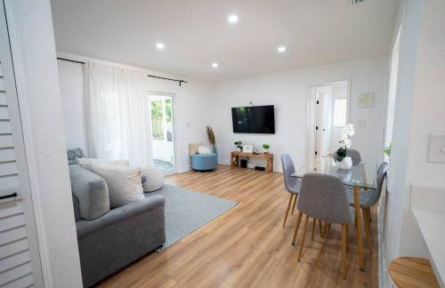 Tranquil and Sunny 4BR Getaway Home - Foto 7