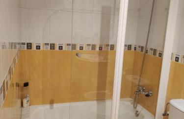 APARTAMENTO CON TERRAZA, VISTAS AL MAR Y PISCINA - Foto 14