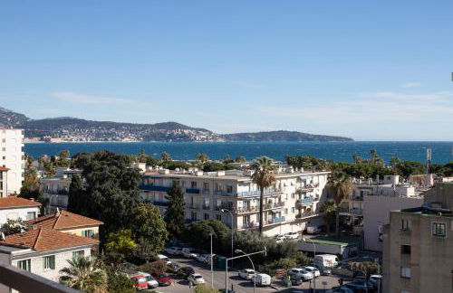 Studio with terrace and sea view, 10 min to the beach - Foto 1