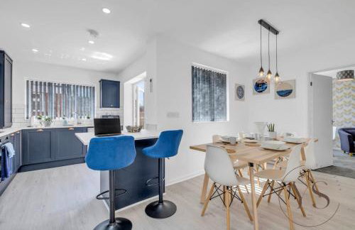 Modern 3BR Home in 9 Anson Rd Near Sandwell Hospital with Garden and Free Parking - Foto 6