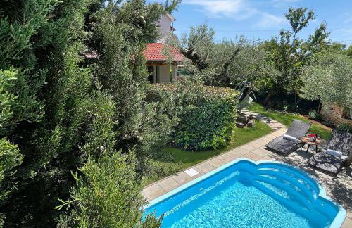 Villa Liberta - Private Family Villa with Pool & Garden - Photo 26