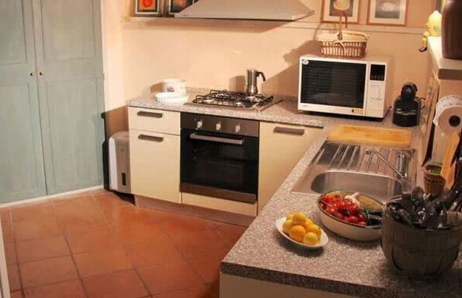 Sermoneta Historic Stone Village House With Pool in a Medieval Hill Town Close to Rome and Naples - Foto 37