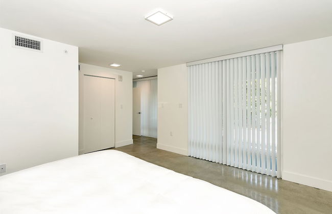 Roami at Grove 27 - Photo 19