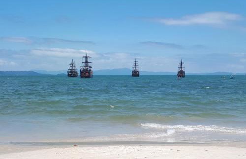 Praia da Cachoeira - Foto 31