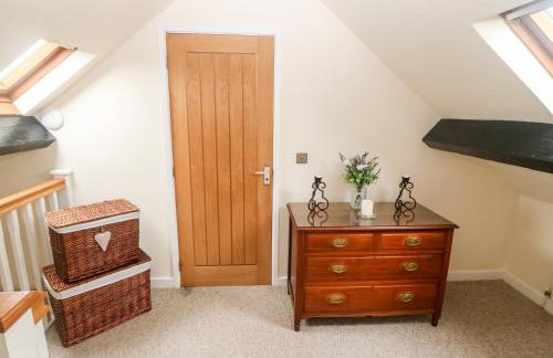 Llofft Yr Yd - Photo 11