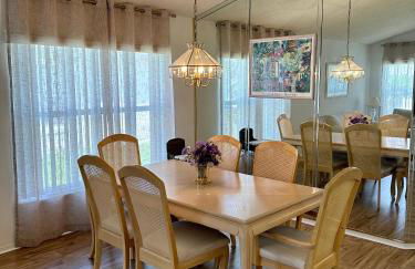 Private pool with a beautiful view overlooking the lake! Near Disney - Universal - Foto 30