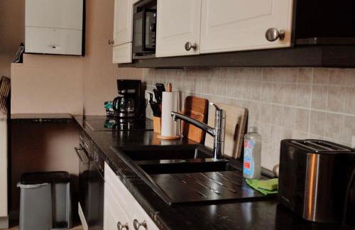 Gemütliches Reihenhaus mit Terrasse - Foto 13