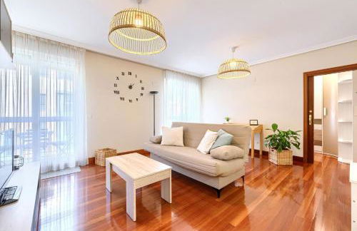 Apartamento acogedor en Gernika con garaje y terraza, 2 habitaciones y 2 baños - Foto 1