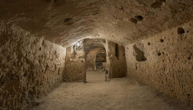 Visite de l'hypogée de Matera