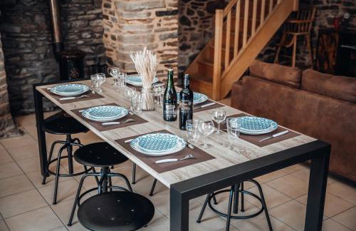 maison quartier médiéval au pied du château FOUGERES - Foto 8