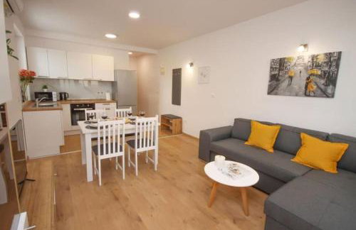 NEW Apartment Roko Zvekovica -Cavtat,near Dubrovnik airport - Foto 1