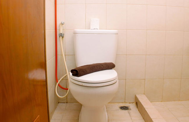 Warm And Homey Studio Room At Maple Park Sunter Apartment - Foto 11