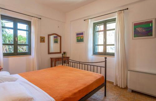 SOFIA, Luxury Stone Villa in Stoupa with Private Pool, BBQ and Amazing Sea View - Foto 14