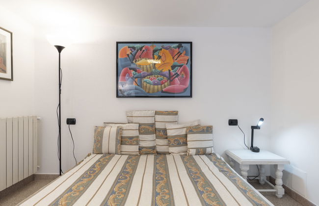 2 bedroom Apartment in Ventimiglia with swimming pool and garden - Photo 16