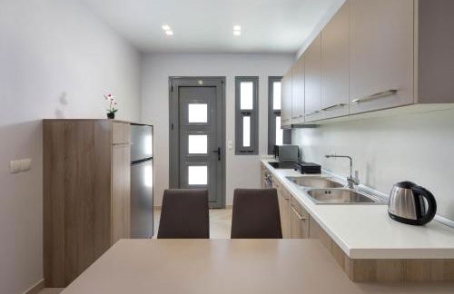 Lardos Luxury Apartments - Photo 9
