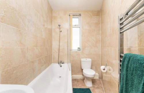 Leeds Beautiful Home - Parking - Yorksha Property - Foto 32