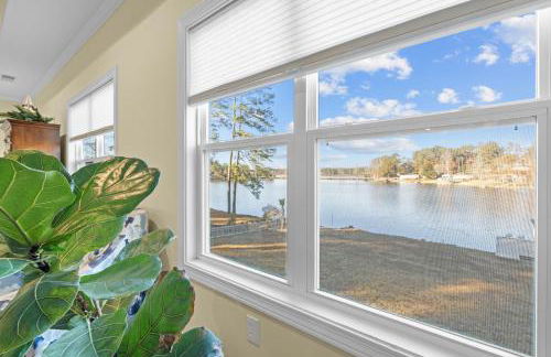 Luxury Lakefront Getaway Near Atlanta and Perfect for FIFA Visitors - Foto 16