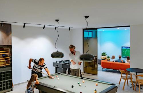 Design Villa Noble with Spa - Photo 21