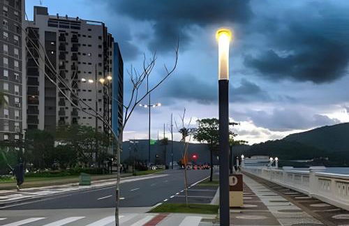 LINDO APARTAMENTO NA QUADRA DA PRAIA EM SANTOS - Foto 37