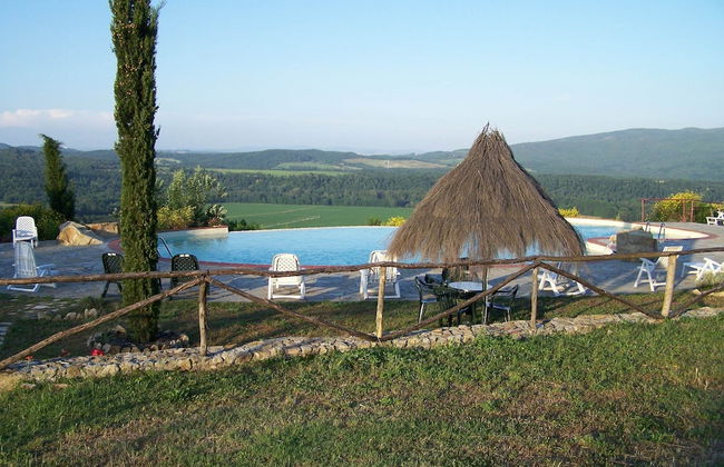 Farmhouse in Monticiano Near Petriolo Spa - Foto 10