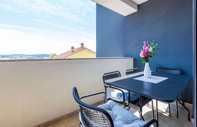 Exquisite Prestige Luxury Apartments With Shared Pool - Photo 47