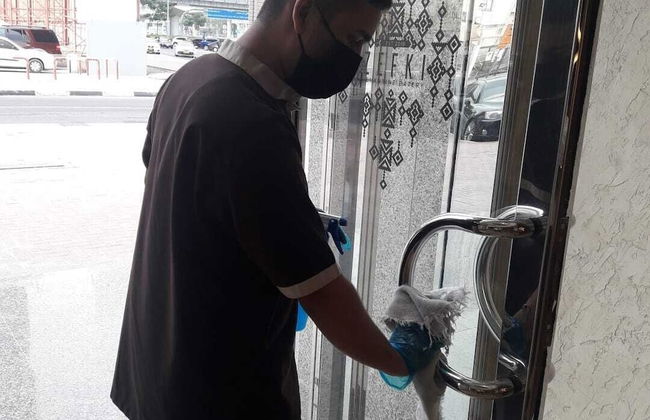 Number One Tower Suites - Photo 8